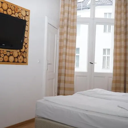 Hotel Comet Am Kurfuerstendamm-3